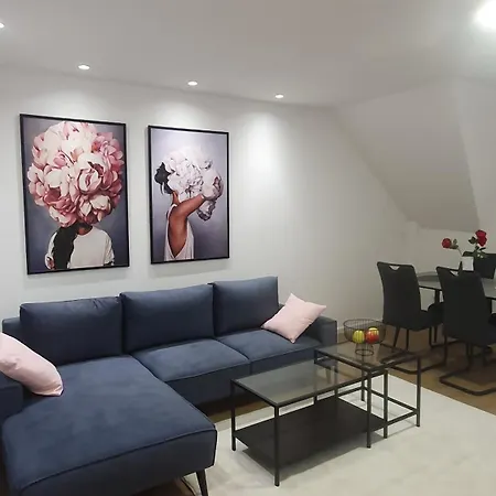 Square Five Apartment Belgrade