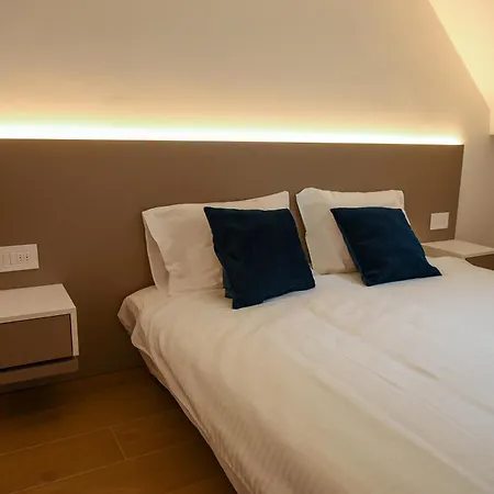 Square Five Apartment Belgrade